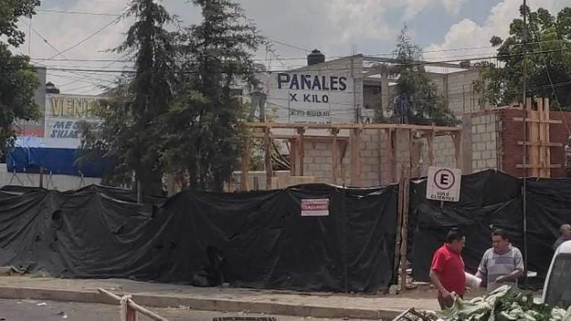 Los dueños de espacios verdes en la central de abasto que fueron vendidos como predios para construcción en el 2005